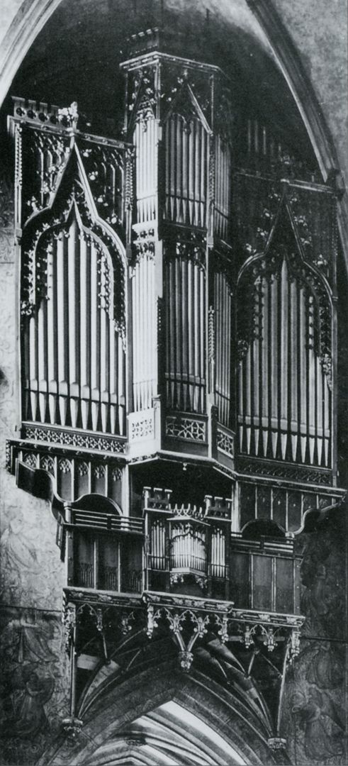 Traxdorfer Orgel Foto entstanden zwischen 1905 und 1945 ( Fotoquelle: Die Orgeln von St. Sebald / Verein zur Förderung der Kirchenmusik an St. Sebald-Nürnberg e.V. / ohne Jahresangabe / nach 1978)