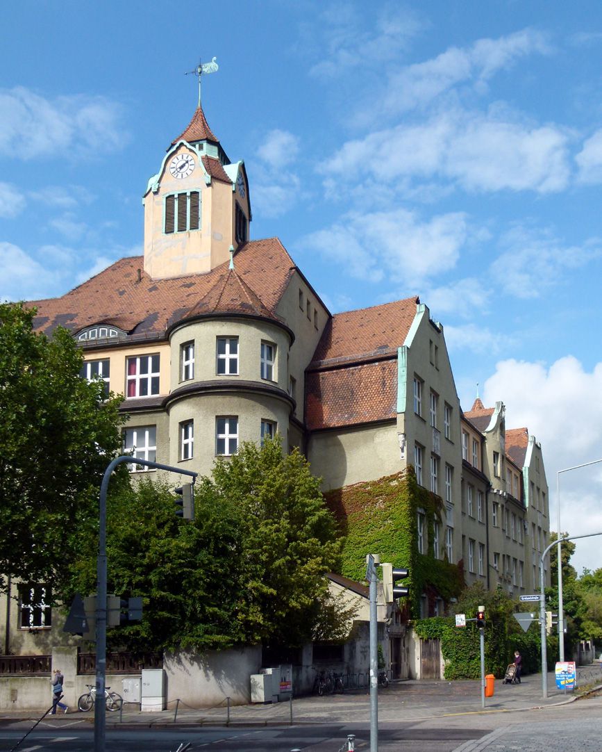 Ludwig-Uhland-Schule Schuleck und Trakt Uhlandstraße