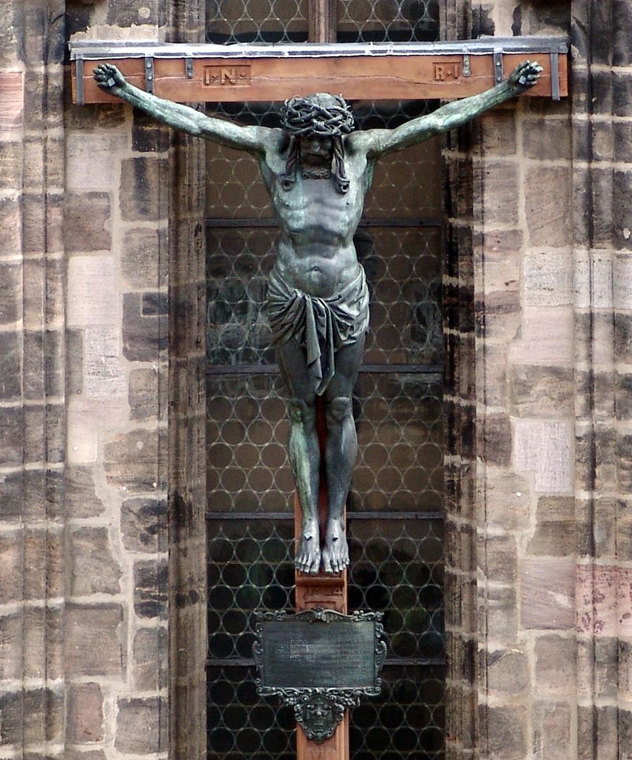 Starcksche Kruzifixus Kruzifixus vor dem Fenster